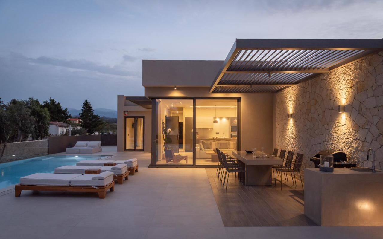 Athina Luxury Villa, With Pool & Walk To The Beach, By Thinkvilla La Canea Exterior foto