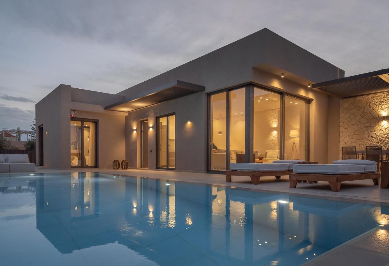Athina Luxury Villa, With Pool & Walk To The Beach, By Thinkvilla La Canea Exterior foto